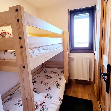 Au Coeur De Montalbert Avec Balcon Et Parking Prive, Proche Des Pistes - Fr-1-755-33 Apartmán