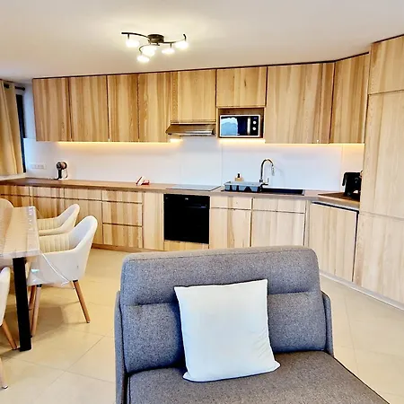 Au Coeur De Montalbert Avec Balcon Et Parking Prive, Proche Des Pistes - Fr-1-755-33 Apartment La Plagne