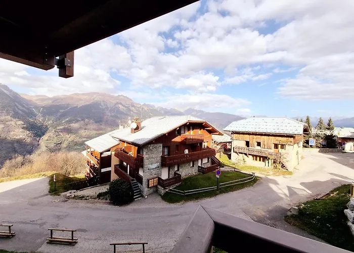 Au Coeur De Montalbert Avec Balcon Et Parking Prive, Proche Des Pistes - Fr-1-755-33